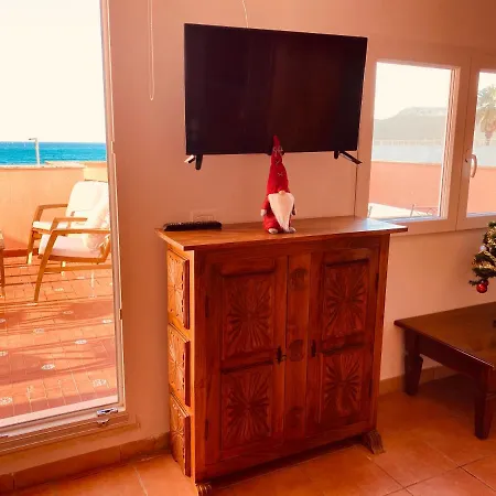 Attico La Terrazza Sul Mare Apartment *